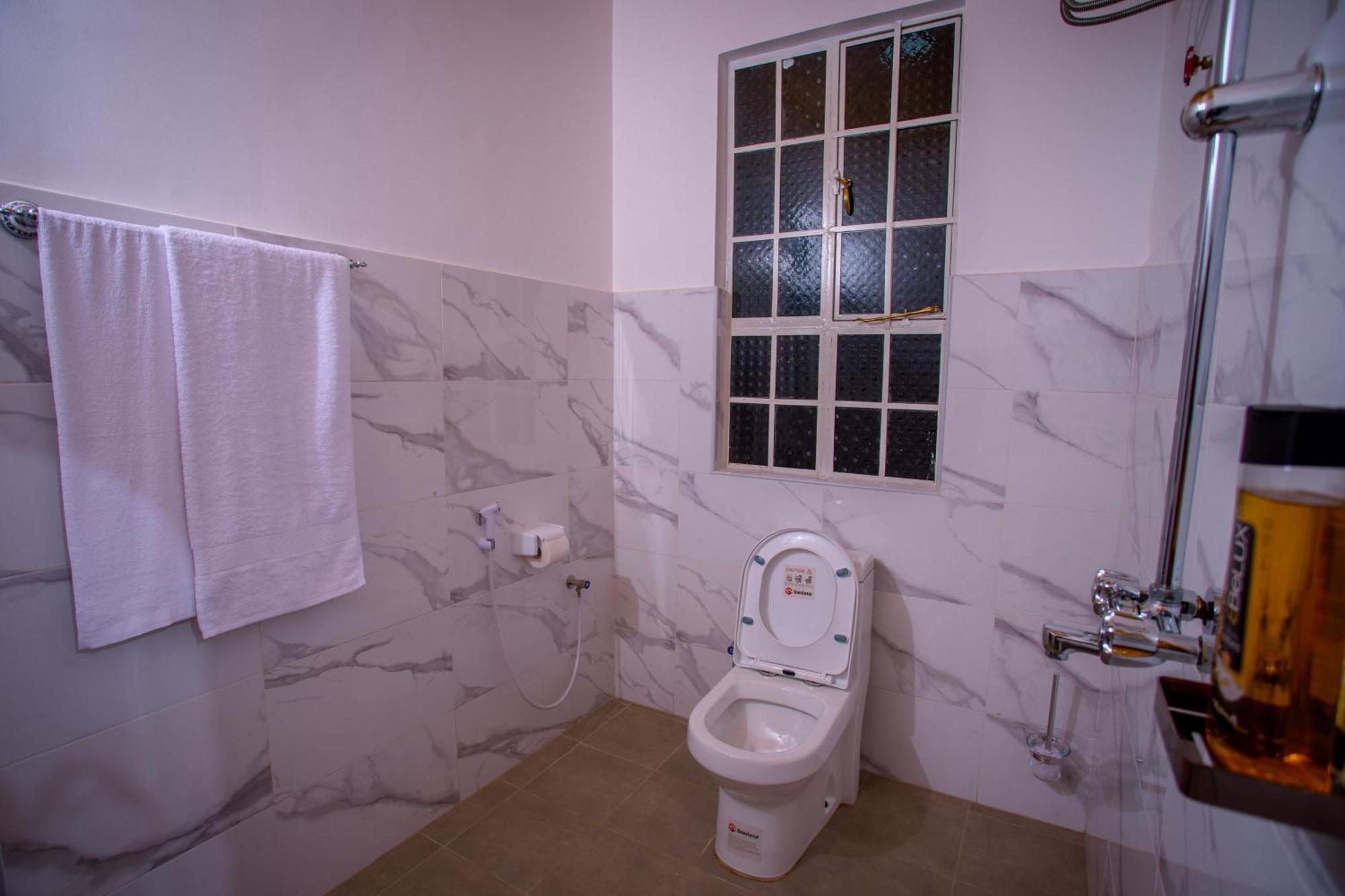 Royal Homestay Moshi Exterior photo
